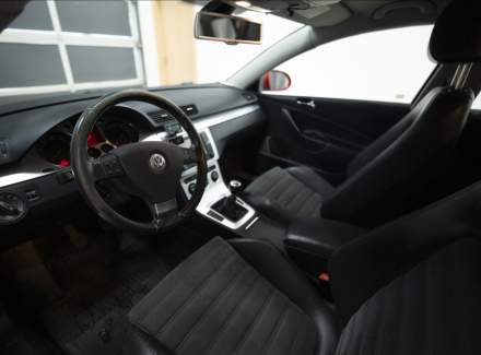 Volkswagen - Passat