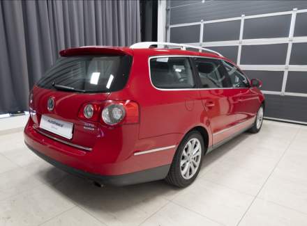 Volkswagen - Passat