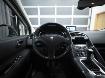 Peugeot - 3008