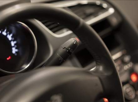 Peugeot - 3008