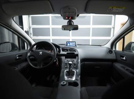 Peugeot - 3008