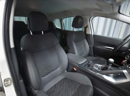 Peugeot - 3008