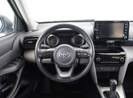 Toyota - Yaris Cross
