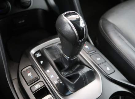 Hyundai - Santa FE