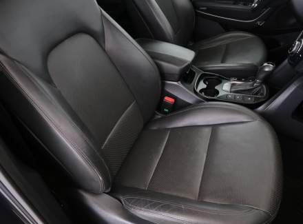 Hyundai - Santa FE