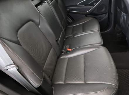 Hyundai - Santa FE