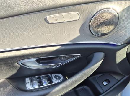 Mercedes-Benz - E-class