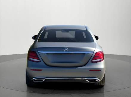 Mercedes-Benz - E-class