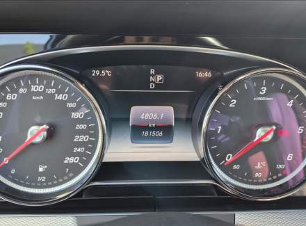 Mercedes-Benz - E-class