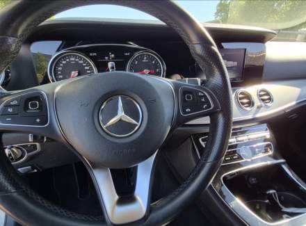 Mercedes-Benz - E-class