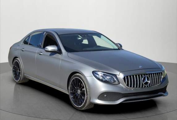 Mercedes-Benz - E-class