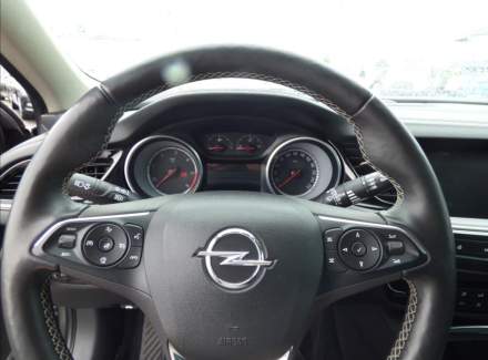Opel - Insignia