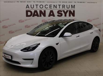 Tesla - Model 3