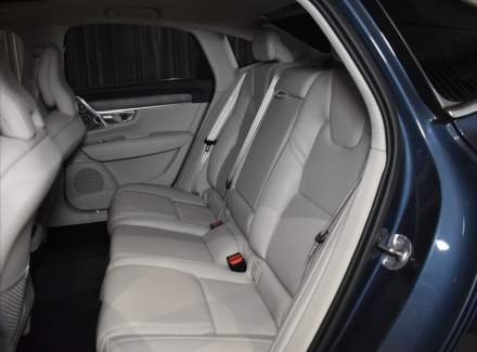 Volvo - S90