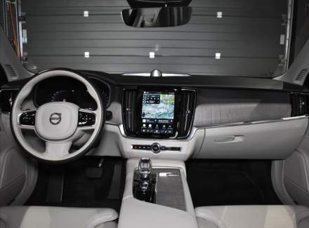 Volvo - S90