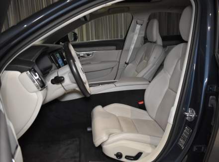 Volvo - S90