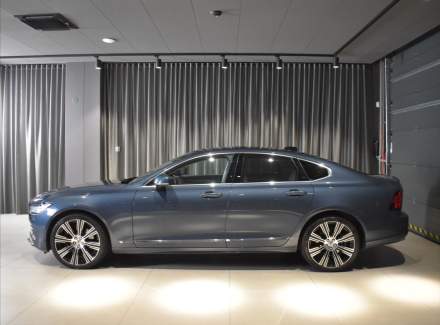Volvo - S90