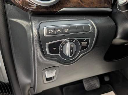 Mercedes-Benz - V-class