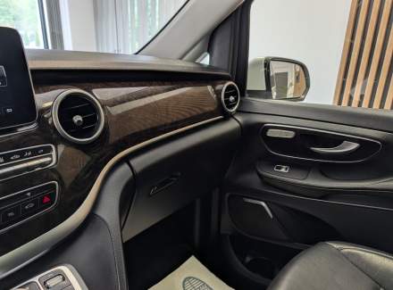 Mercedes-Benz - V-class