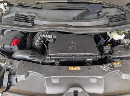 Mercedes-Benz - V-class