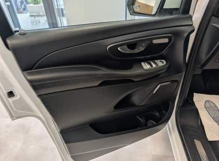 Mercedes-Benz - V-class
