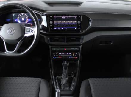 Volkswagen - T-Cross