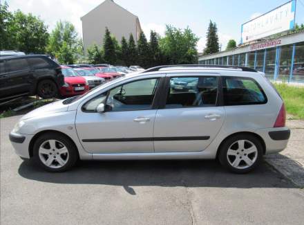 Peugeot - 307
