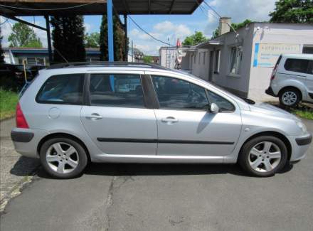 Peugeot - 307