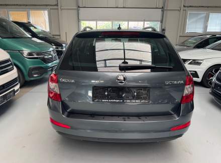 Škoda - Octavia