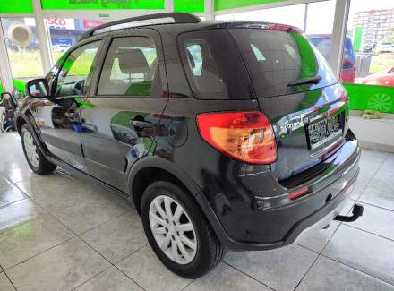Suzuki - SX4