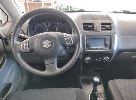 Suzuki - SX4