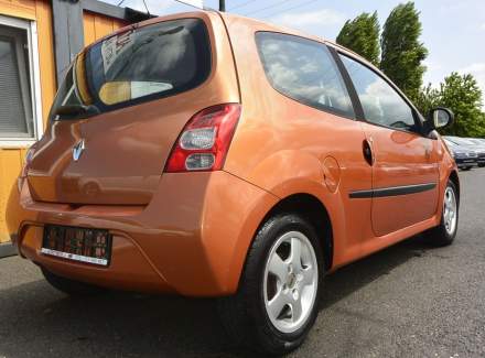 Renault - Twingo