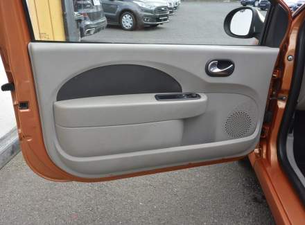 Renault - Twingo
