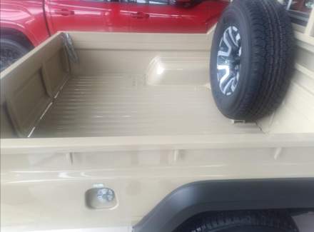 Toyota - Land Cruiser