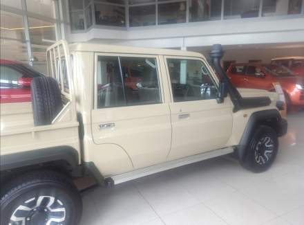 Toyota - Land Cruiser