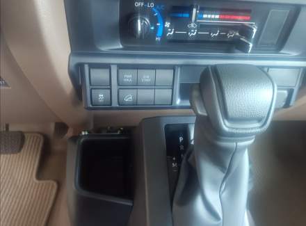 Toyota - Land Cruiser