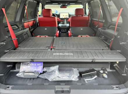Toyota - Sequoia