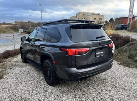 Toyota - Sequoia