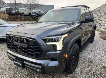 Toyota - Sequoia