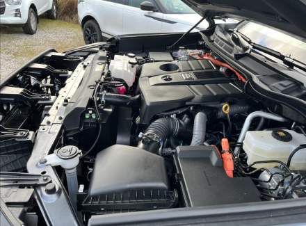Toyota - Sequoia