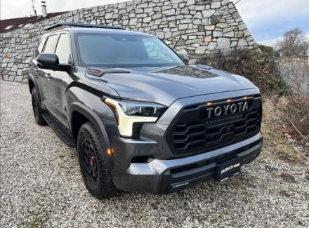 Toyota - Sequoia
