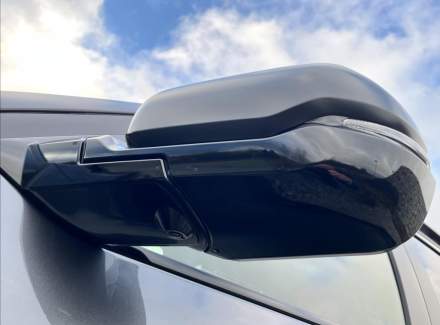 Toyota - Sequoia