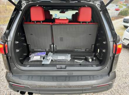 Toyota - Sequoia