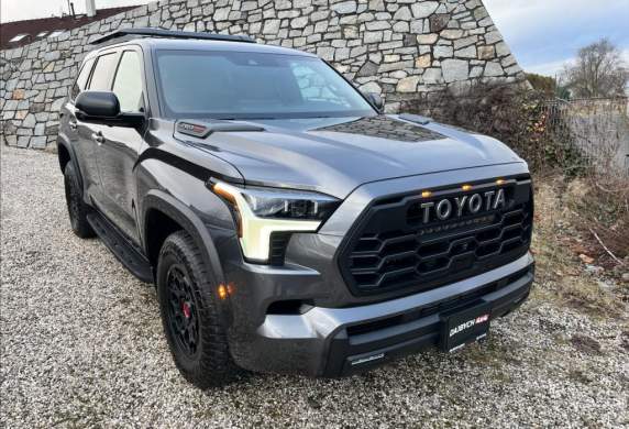 Toyota - Sequoia