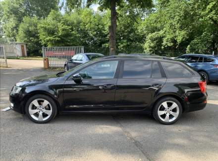Škoda - Octavia