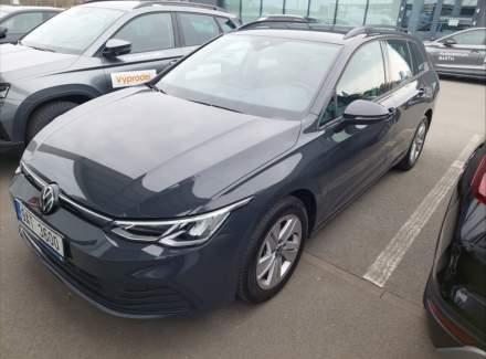 Volkswagen - Golf