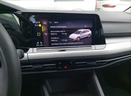 Volkswagen - Golf
