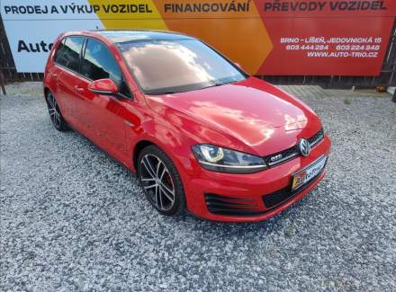 Volkswagen - Golf