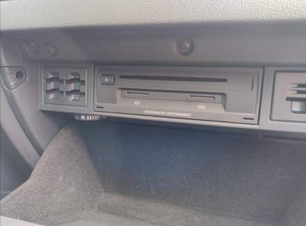 Volkswagen - Golf