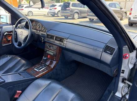 Mercedes-Benz - SL